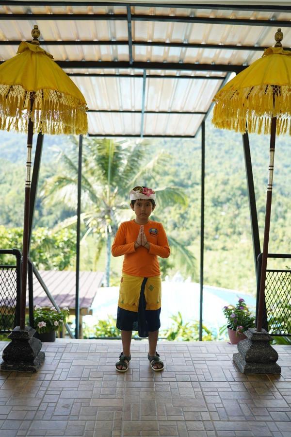 Ling & Louie'S Mountain Villa Mayong Buitenkant foto
