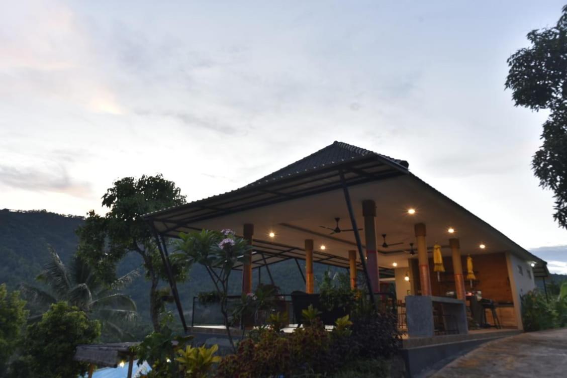 Ling & Louie'S Mountain Villa Mayong Buitenkant foto
